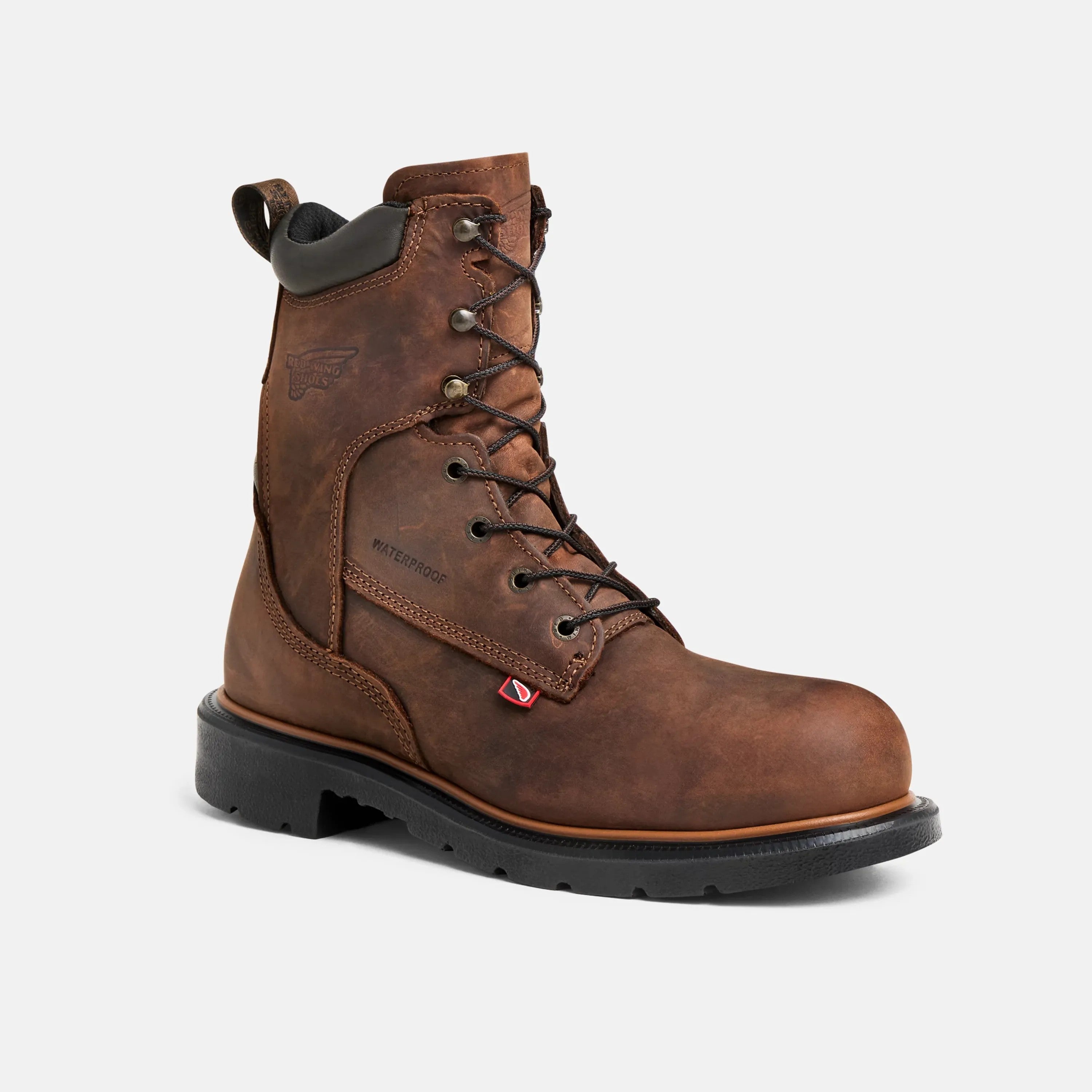 Red Wing Shoes Men / DynaForce® 8-inch Waterproof Boot 400