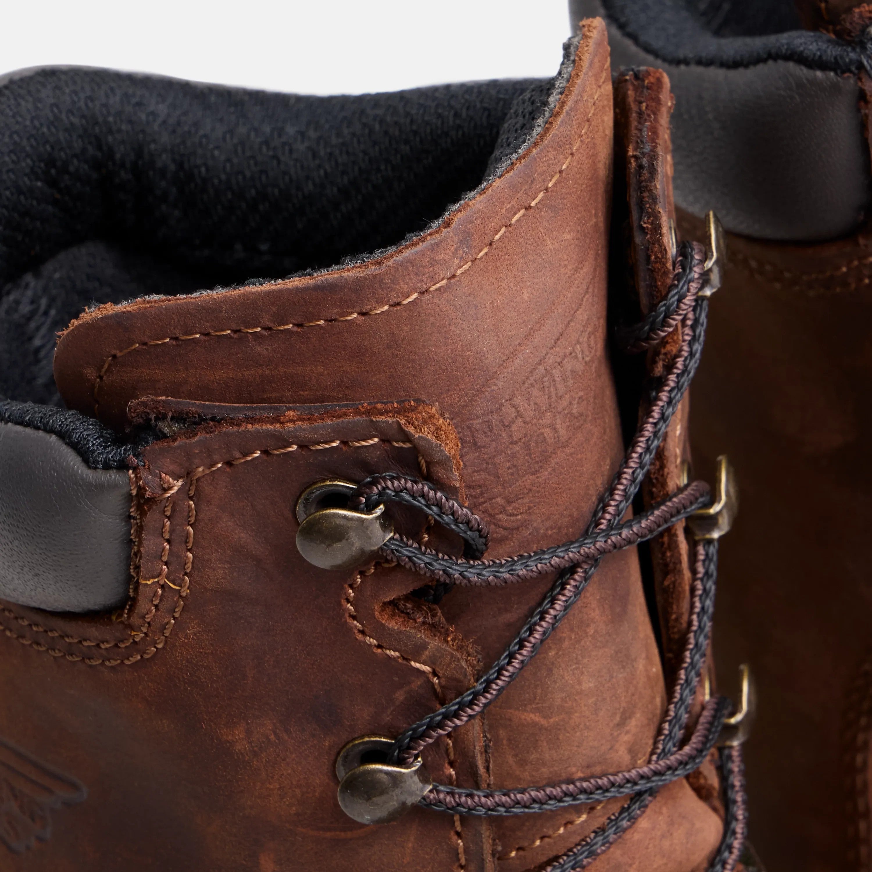 Red Wing Shoes Men / DynaForce® 8-inch Work Boot 4200