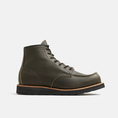 Red Wing Shoes Men / Classic Moc in Alpine Leather 8828 | Red Wing Heritage