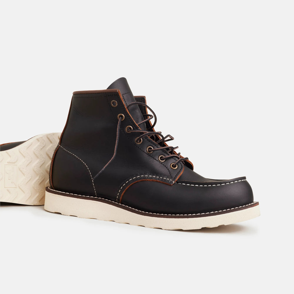 Red Wing Shoes Men / Classic Moc 6-Inch Boot in Black Leather 8849