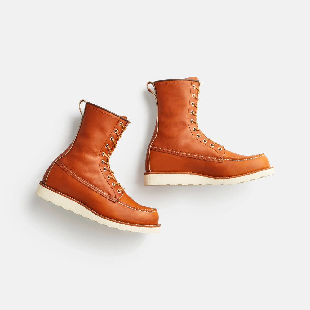 Red Wing Shoes Men / 8-Inch Classic Moc Boot in Brown Leather 877