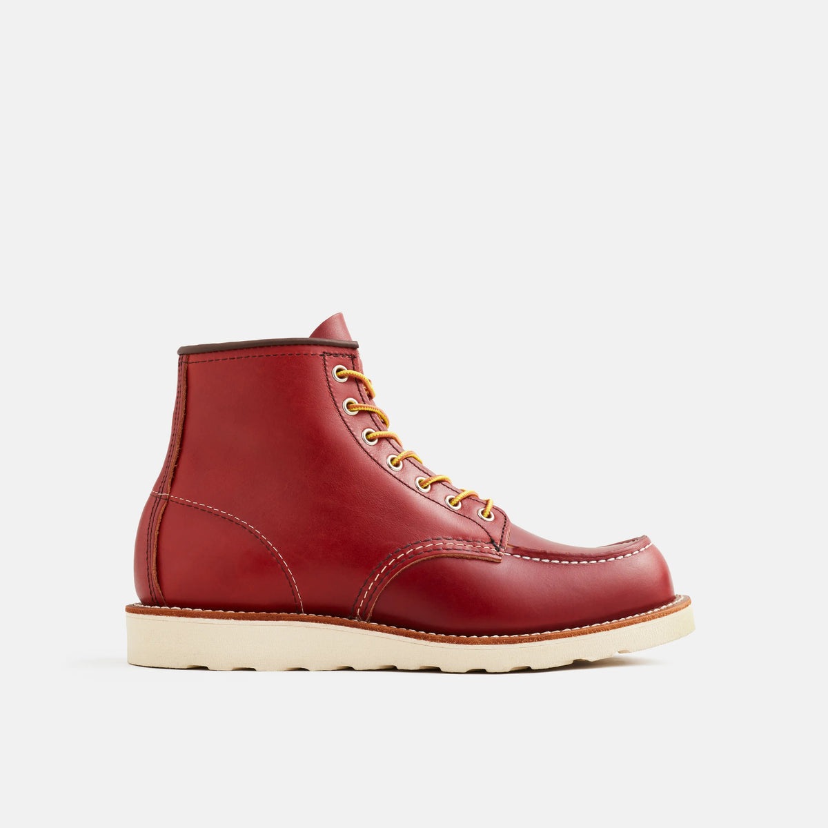 Red Wing Shoes Men / Classic Moc in Oro Russet 8875 | Red Wing Heritage