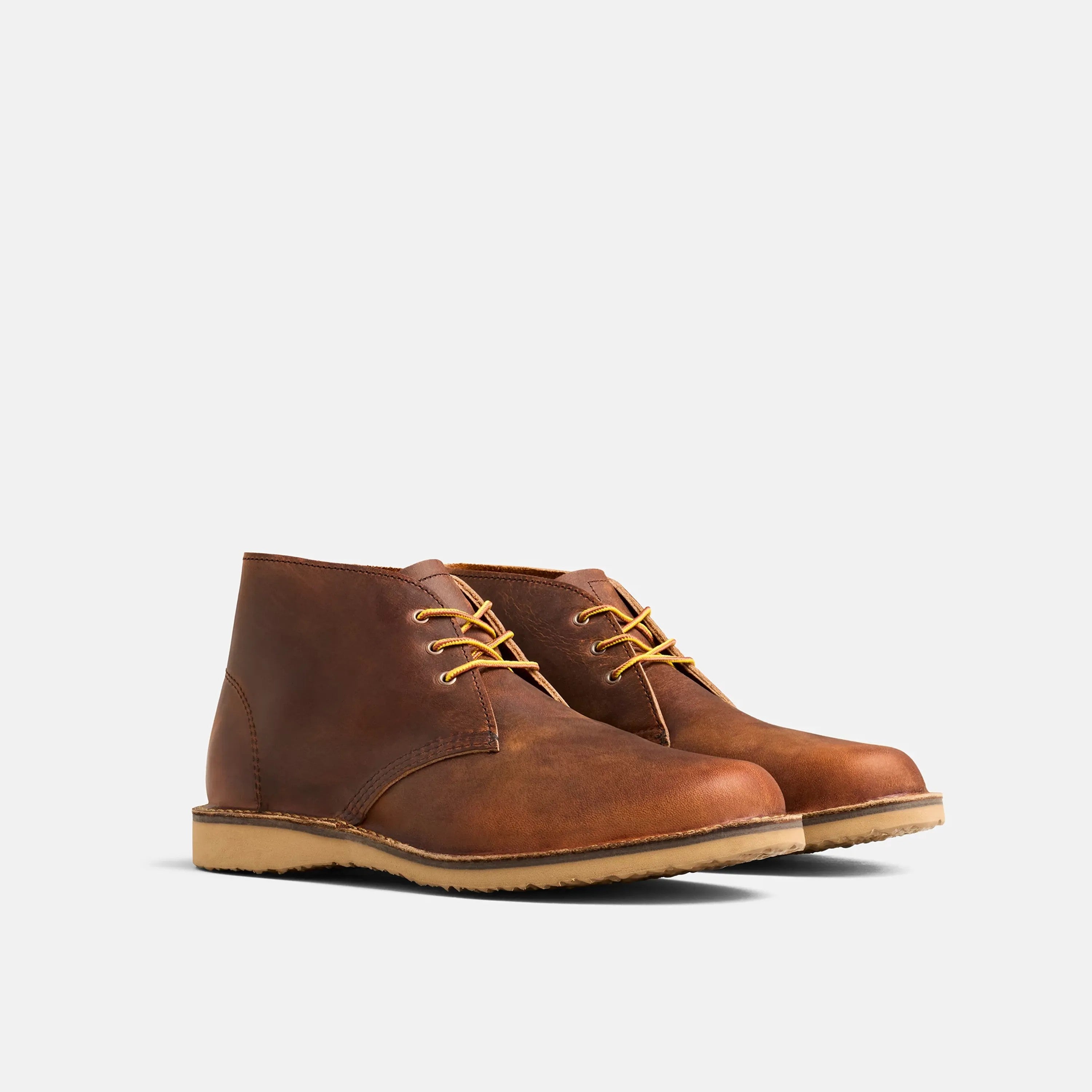 Red Wing Shoes Men|Apparel / Weekender Chukka in Copper Rough & Tough Leather 3622 | Red Wing Heritage