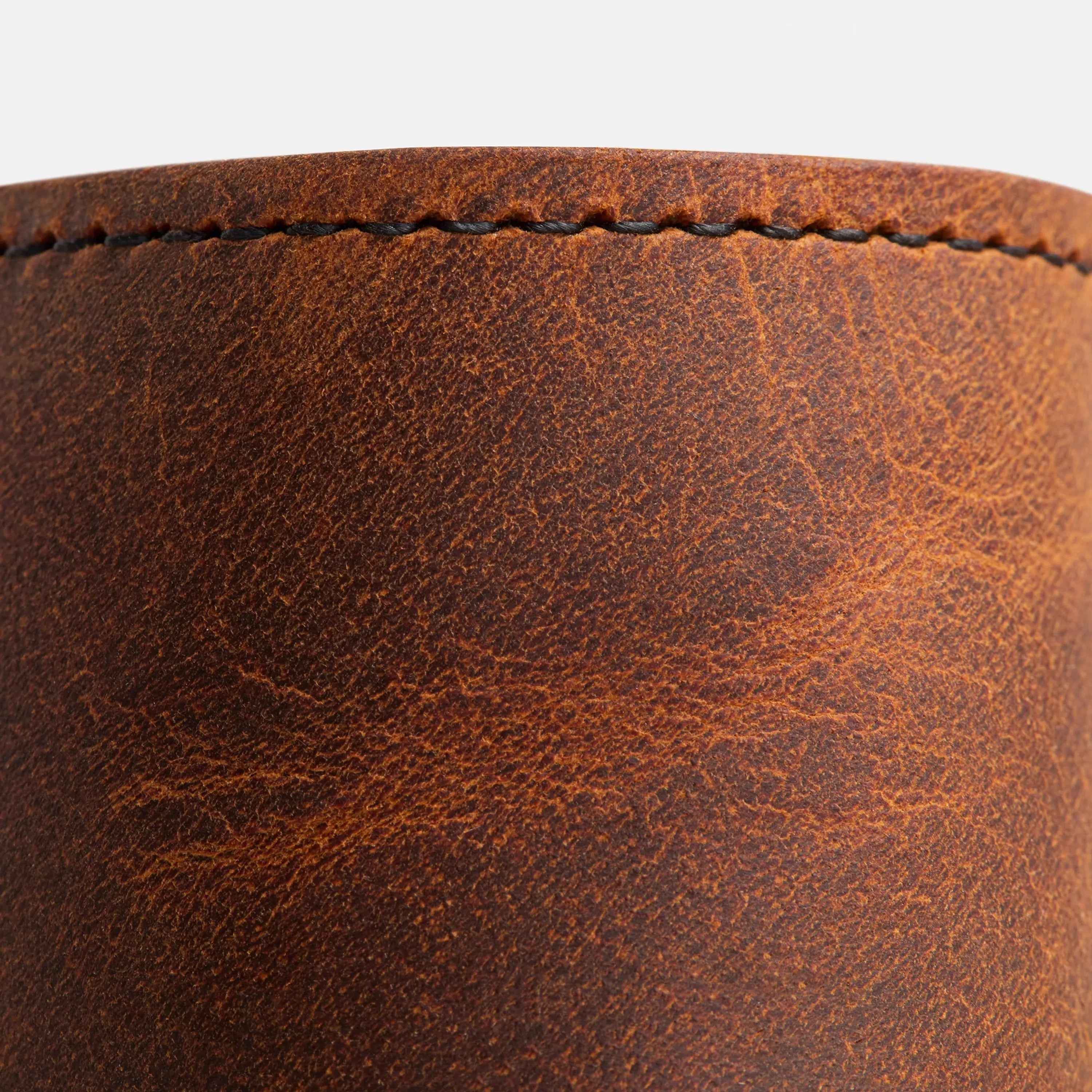 Red Wing Shoes Men|Apparel / Weekender Chukka in Copper Rough & Tough Leather 3622 | Red Wing Heritage