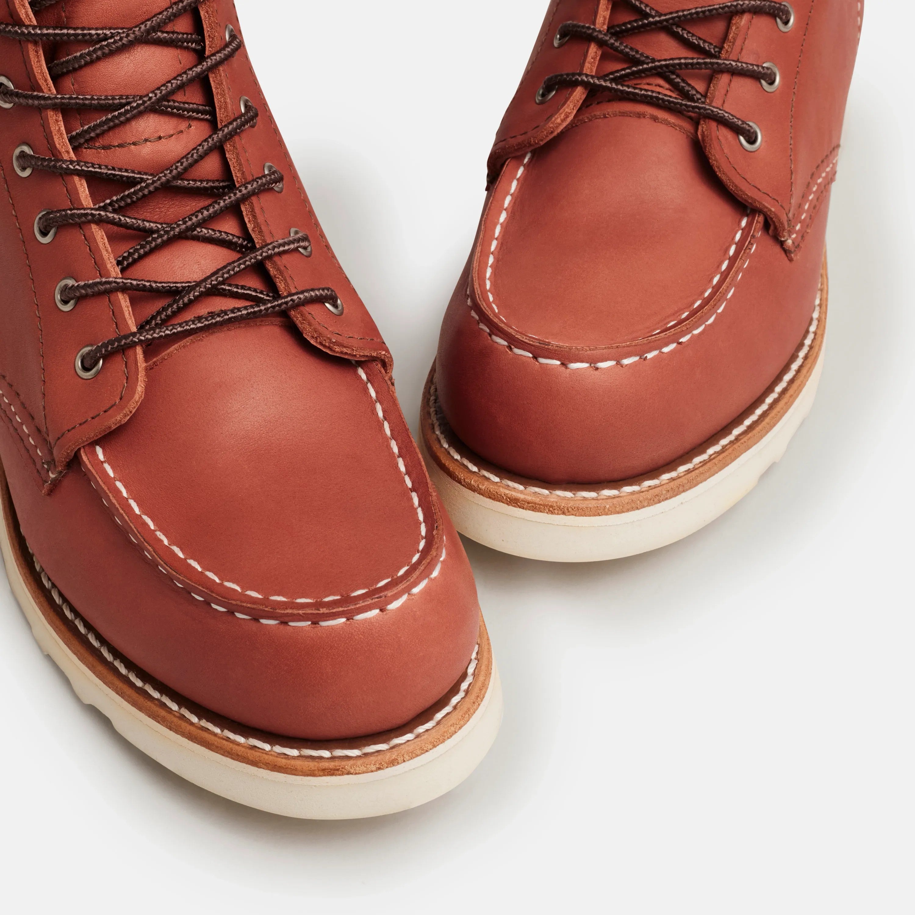 Red Wing Shoes Women / 6-Inch Classic Moc Short Boot in Auburn Leather 3425 | Red Wing Heritage