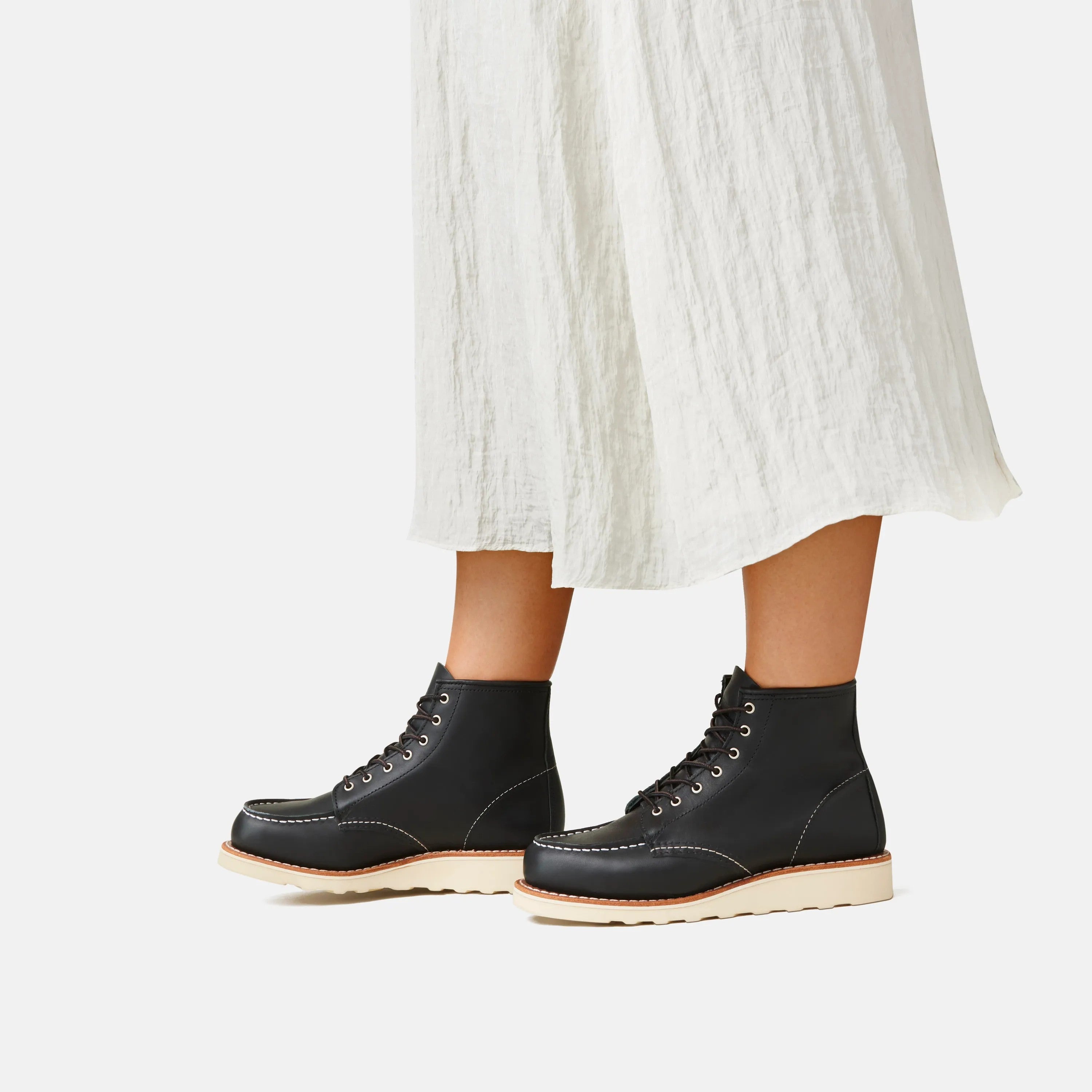 Red Wing Shoes Women|Apparel / 6-Inch Classic Moc Short Boot in Black Leather 3373 | Red Wing Heritage